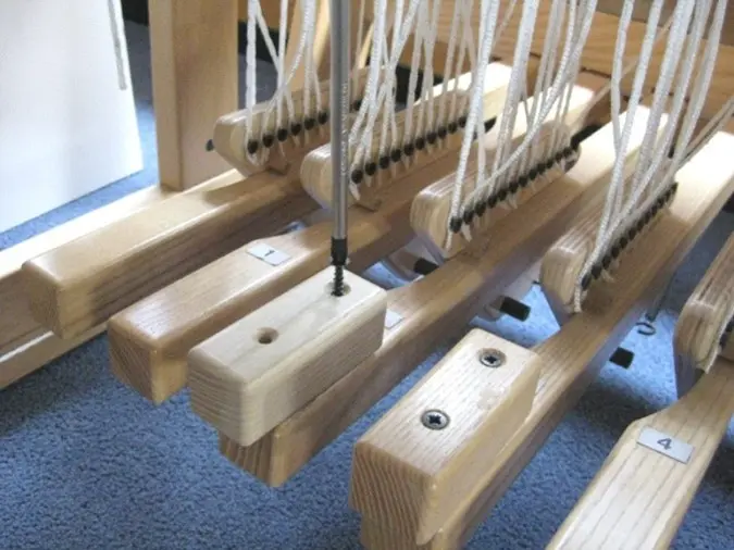 Treadle height adjusting set for Delta