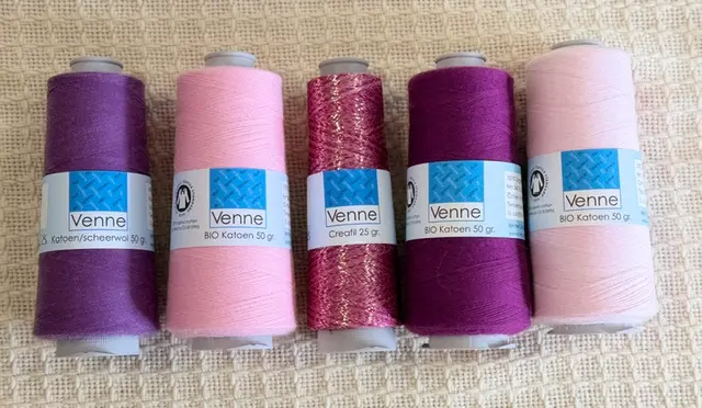 SALE: Yarn set Pink Lavender