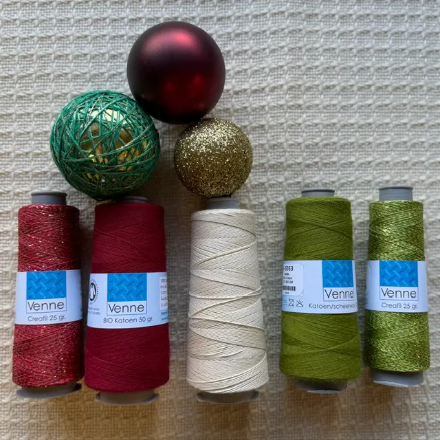 SALE: Yarn set Christmas Magic