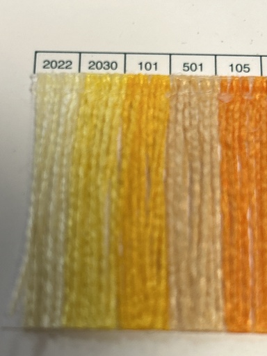 [B-352-101-1] Bockens 100%  Leinen Nel 35/2 12.5 gr Spule - Farbe 101