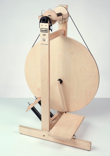 [SP0103] S17 Spinning wheel unlacquered